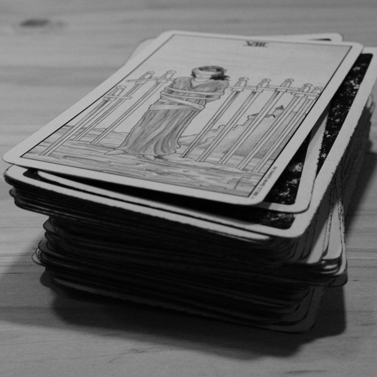 Tarotkarte 8 Schwerter